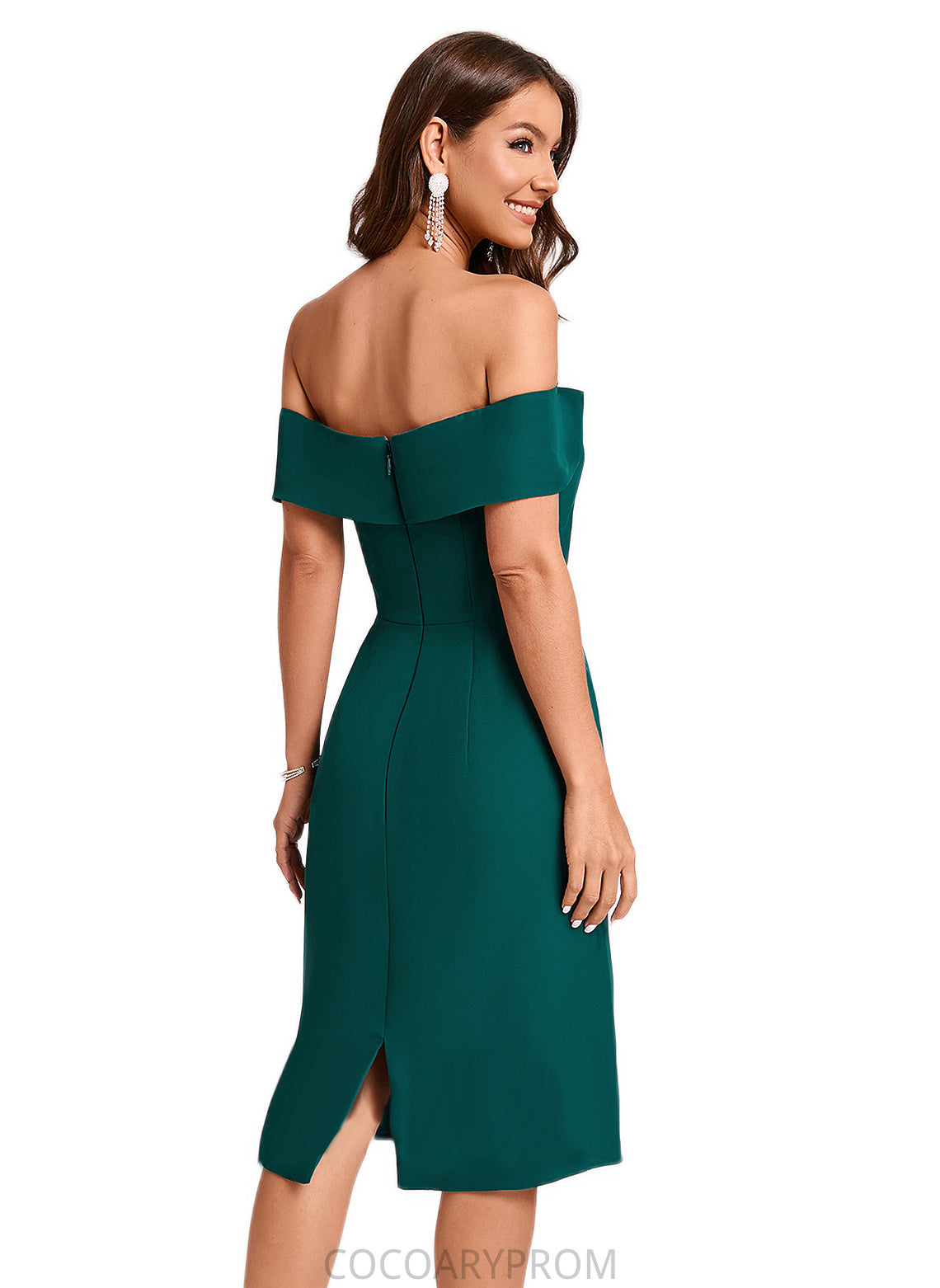 Brooklyn Sheath/Column Off the Shoulder Knee-Length Chiffon Cocktail Dress With Ruffle DA8P0022340