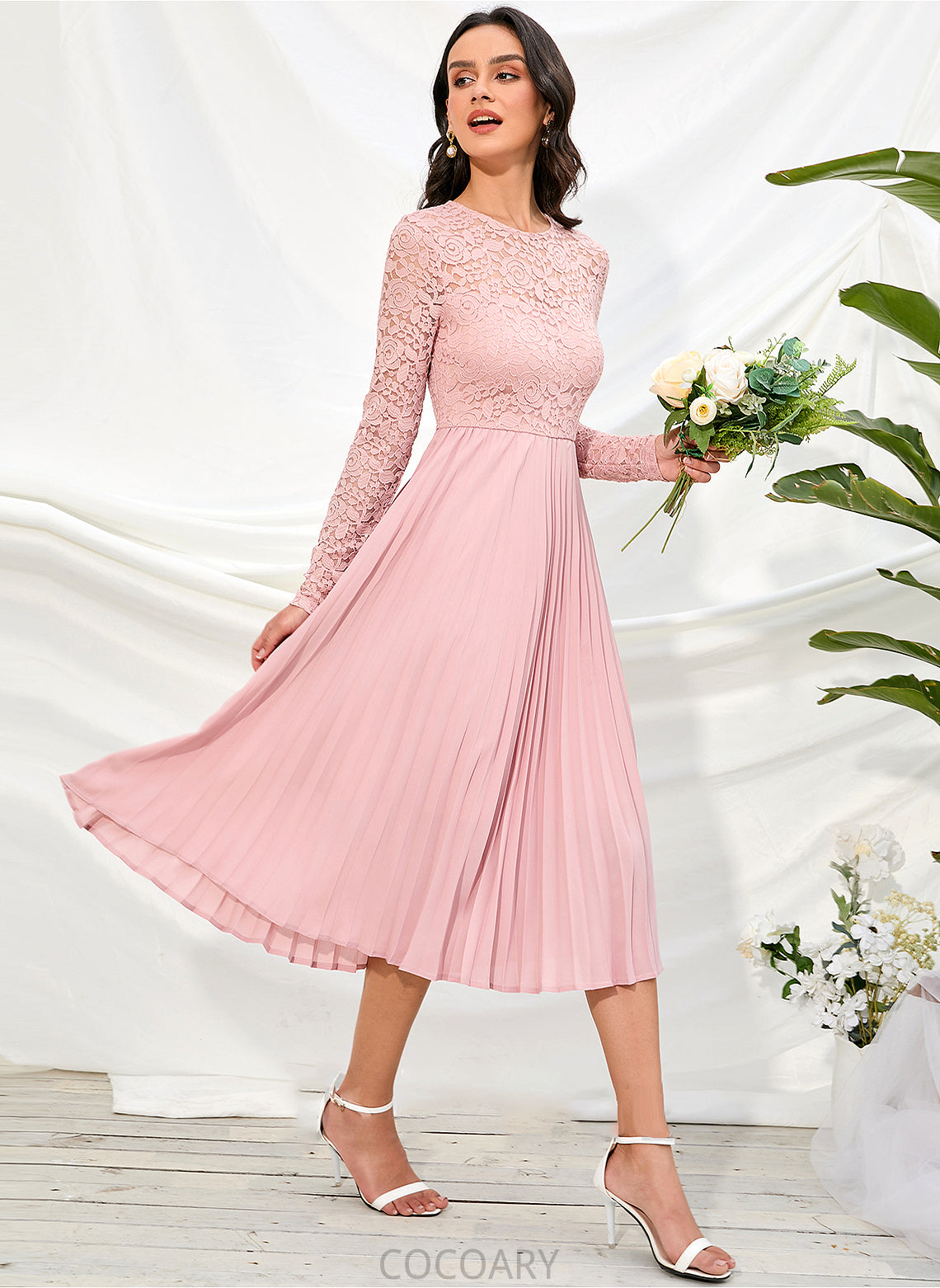 Straps Length Sleeves Fabric Lace A-Line Sleeve Knee-Length Silhouette Zoie Sleeveless Halter Bridesmaid Dresses