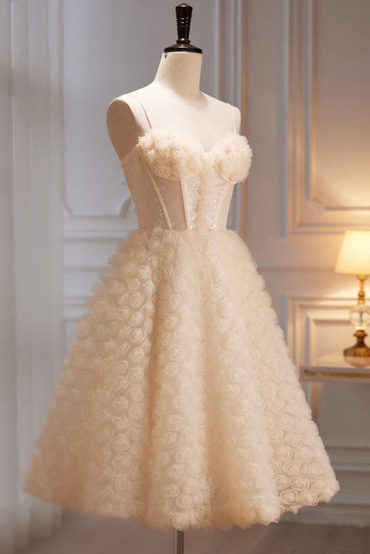 Elegant Champagne Spaghetti Straps Tulle Homecoming Dresses