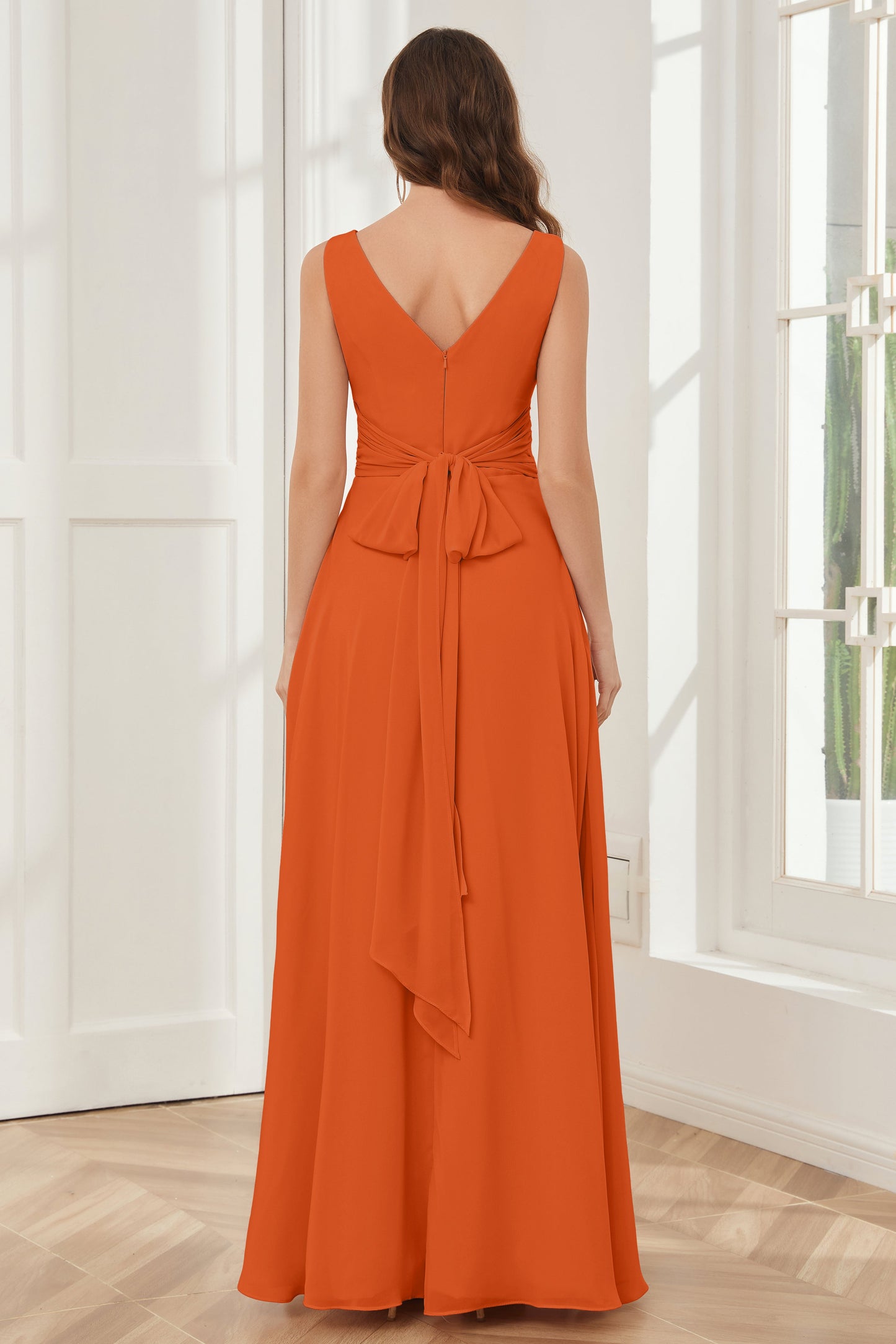 V-neck Sleeveless Chiffon Bridesmaid Dresses with Pockets